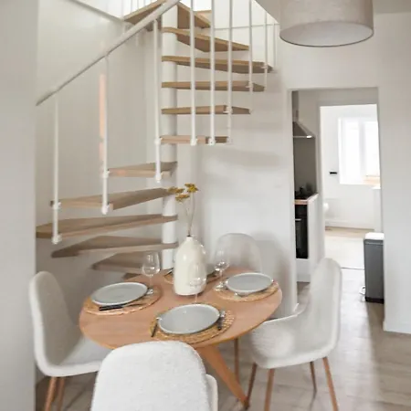 Stylish Duplex - 250m - New *
