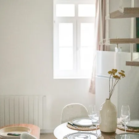 Stylish Duplex - 250m - New Apartment